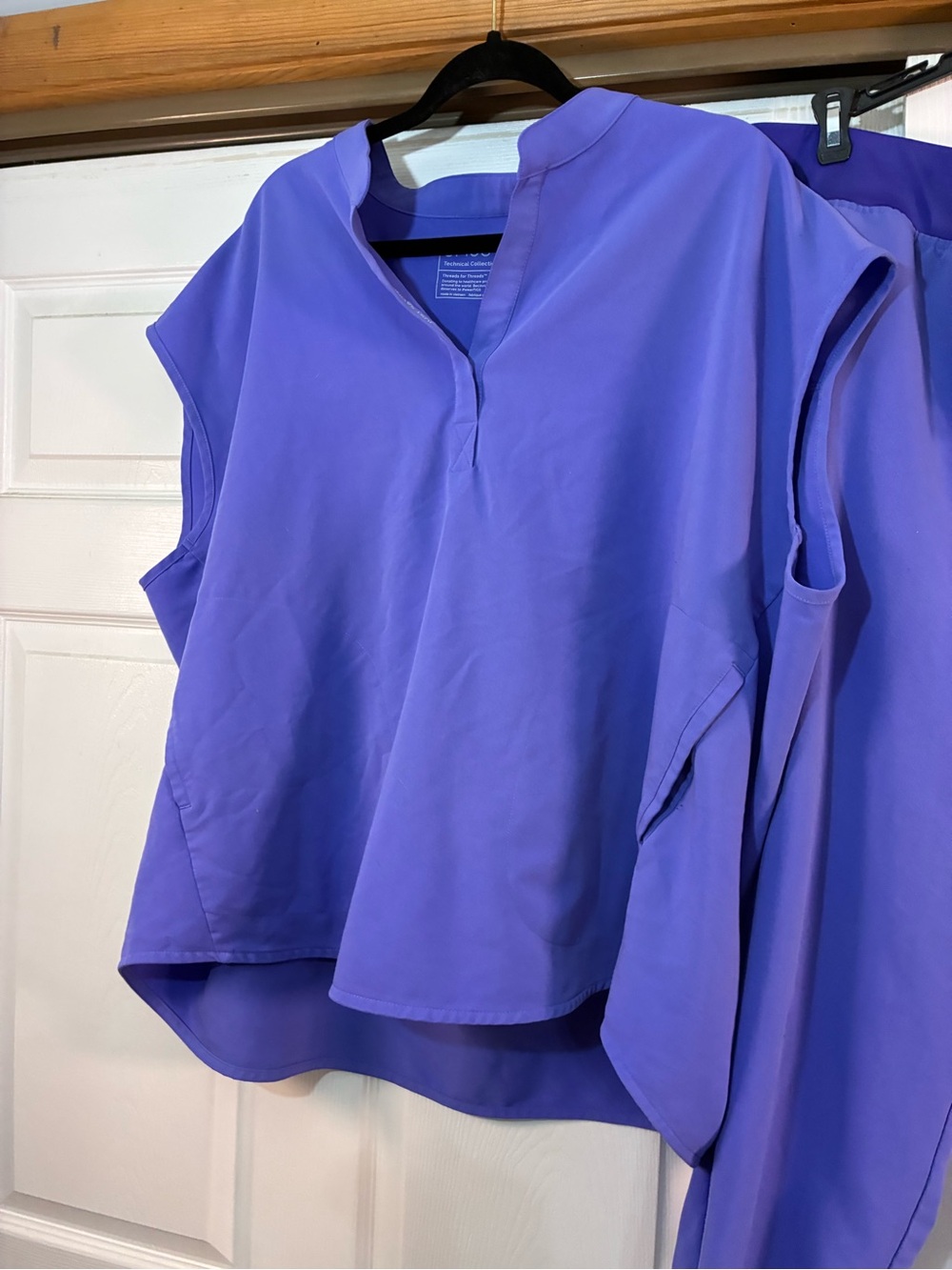 Figs blueberry scrub set size 3XL - Picture 3 of 6